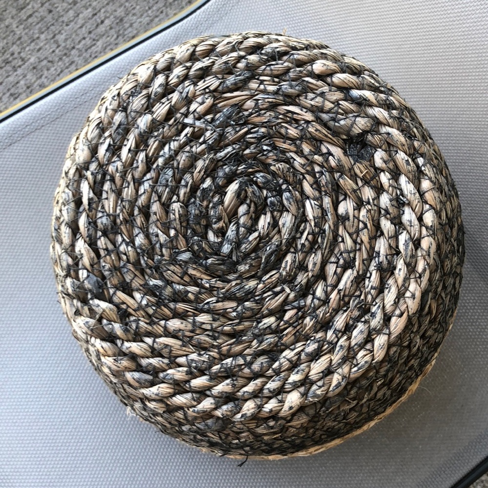 Natural sea grass basket 🌿 - Picture 4 of 4